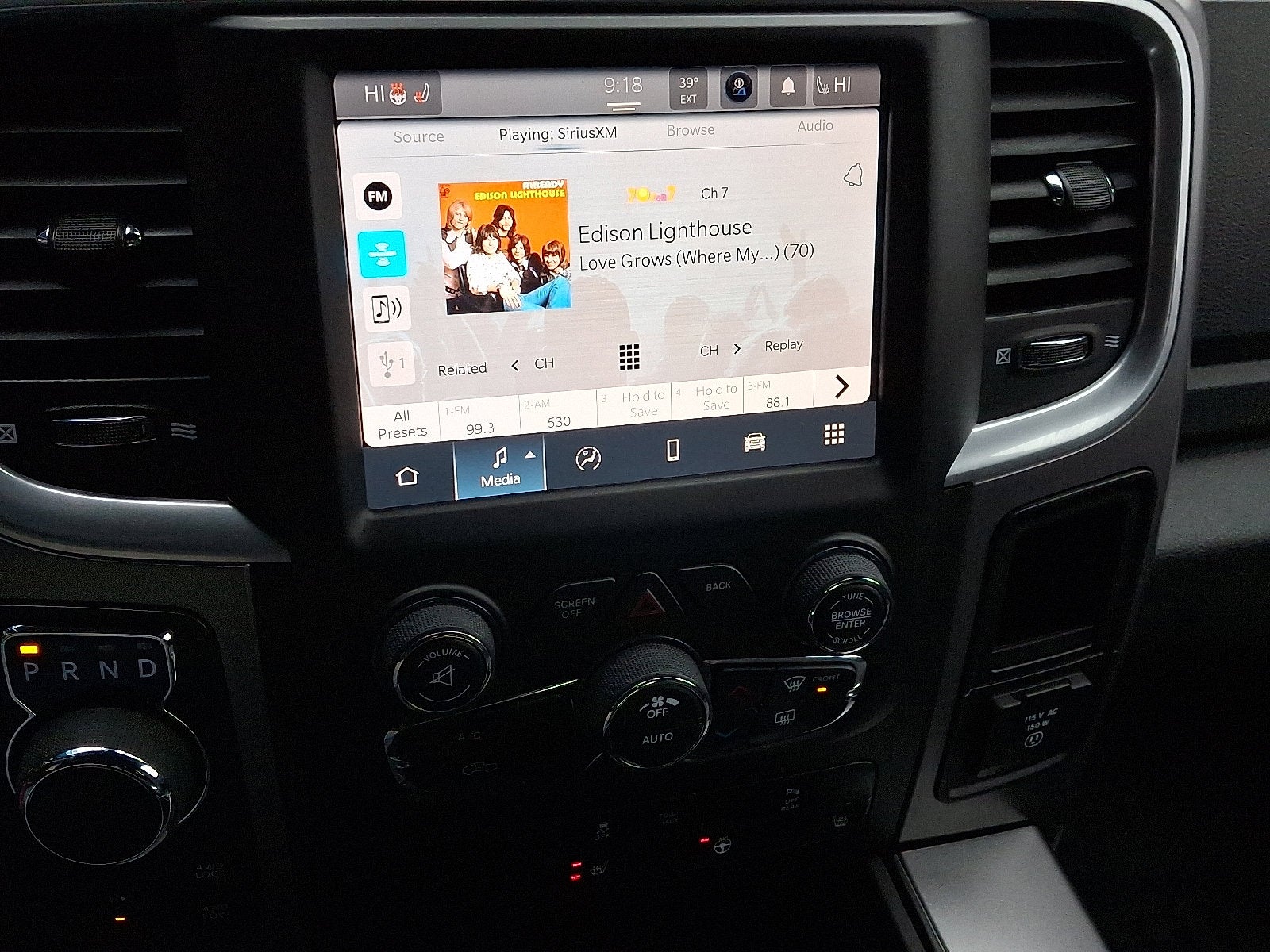 2024 RAM 1500 Classic SLT