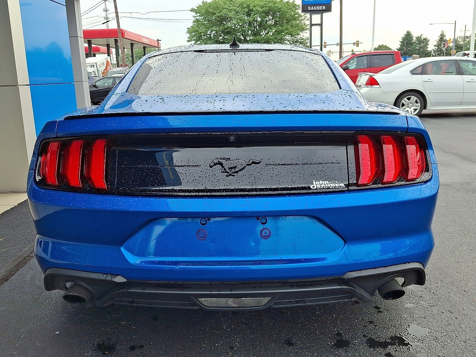 2021 Ford Mustang EcoBoost