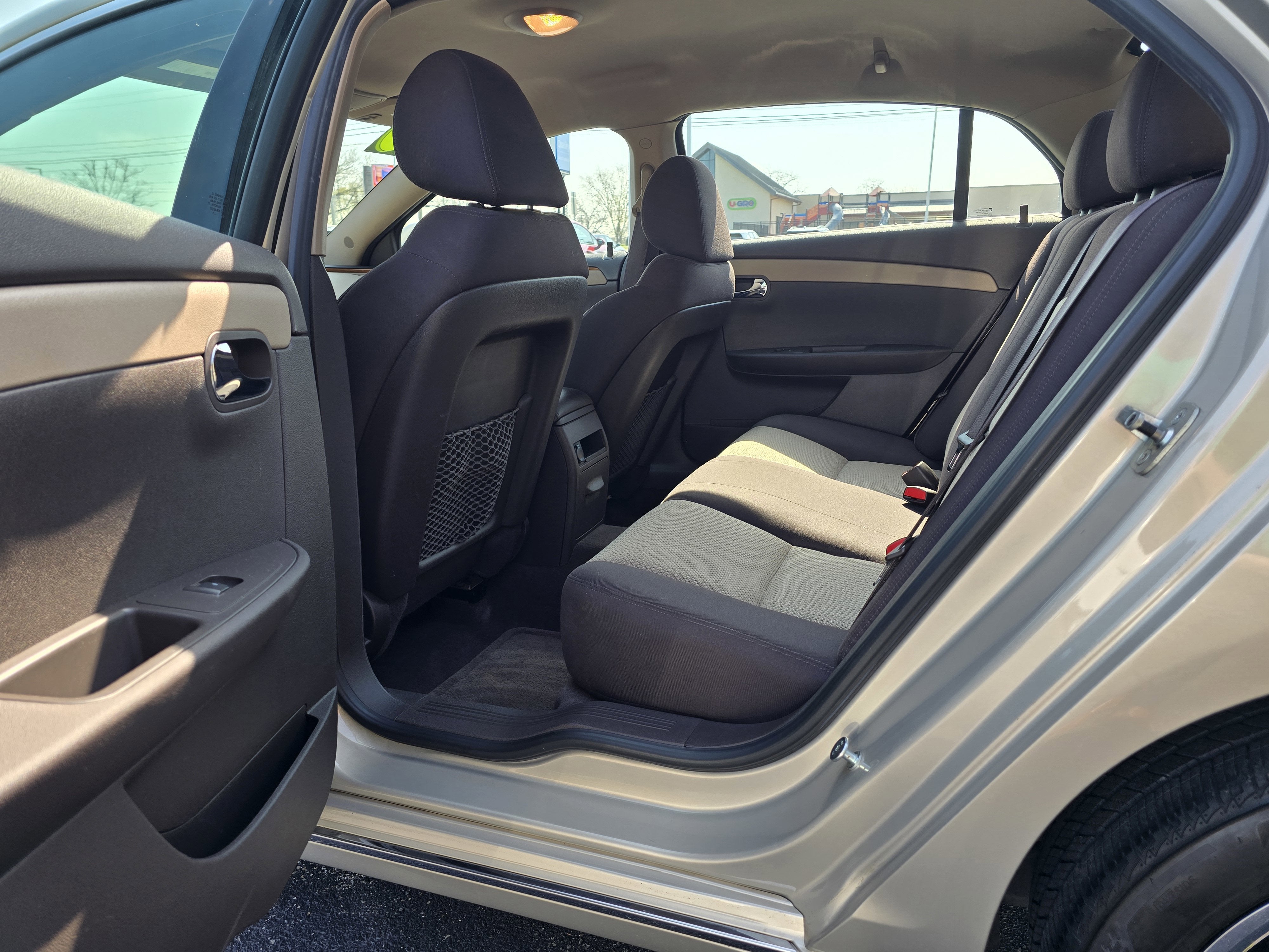 2010 Chevrolet Malibu LT w/1LT