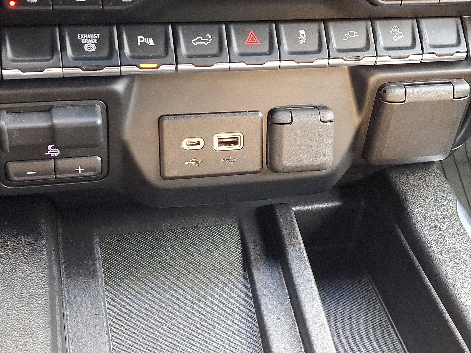 2022 Chevrolet Silverado 3500 HD High Country