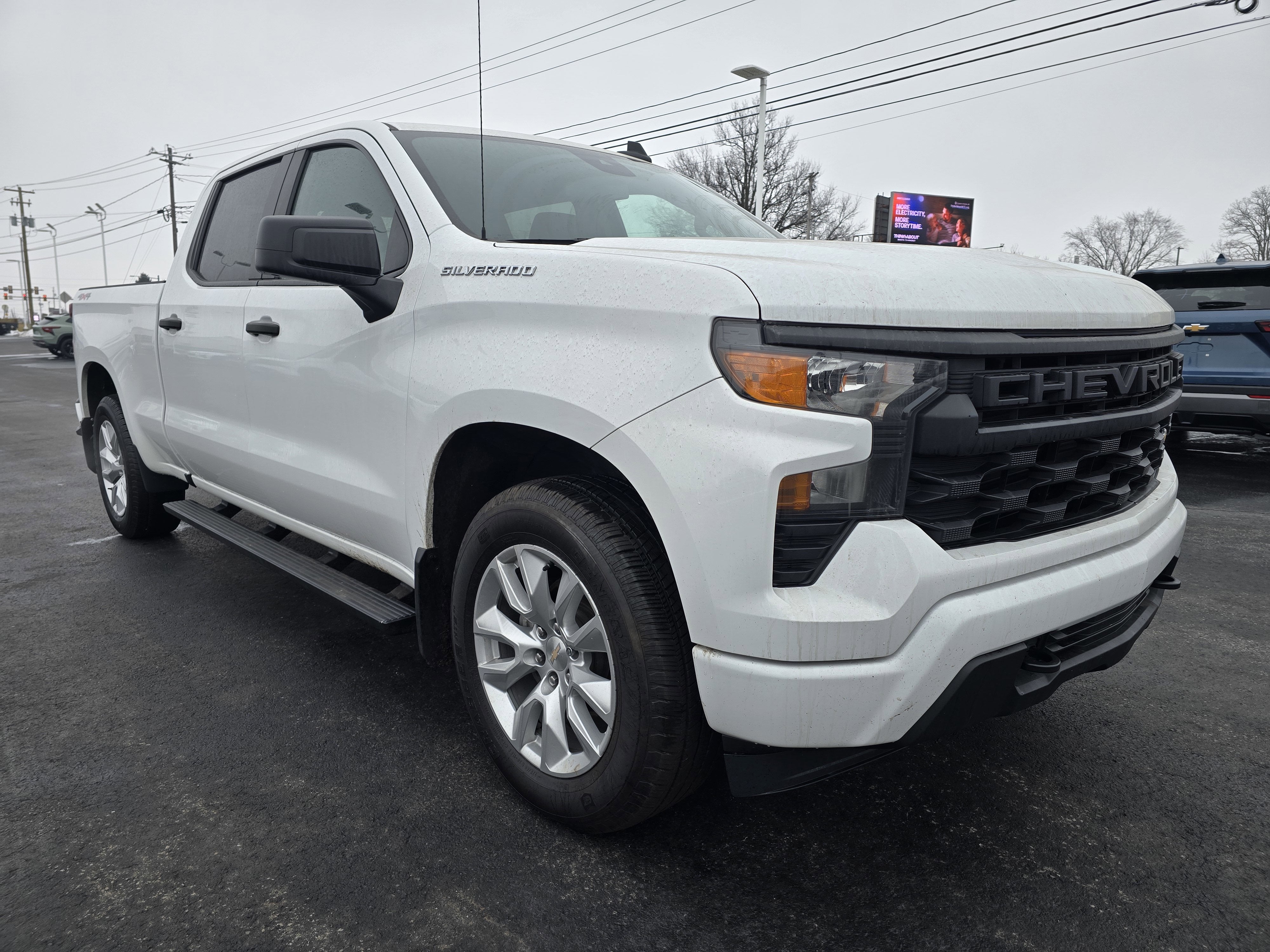 2023 Chevrolet Silverado 1500 Custom