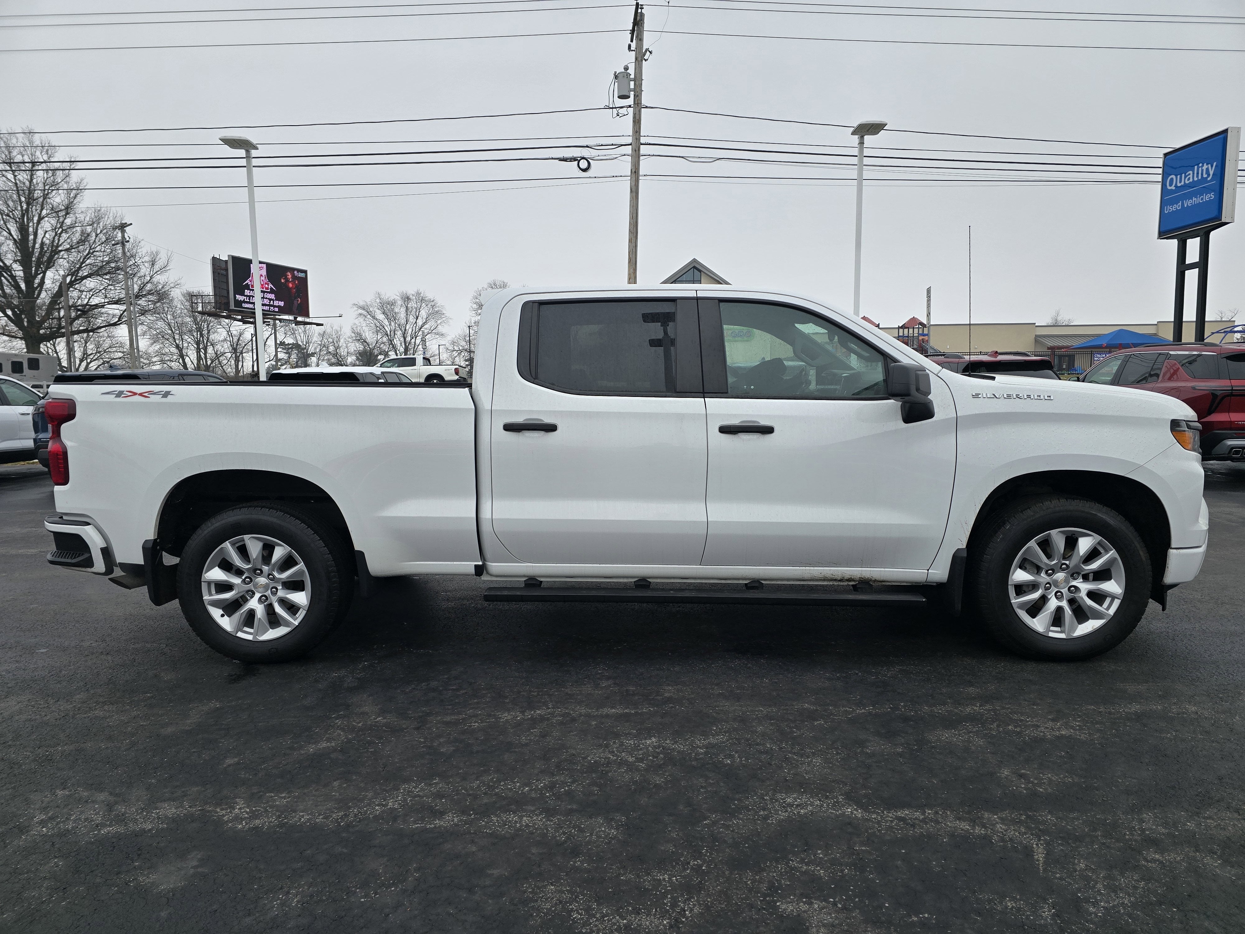 2023 Chevrolet Silverado 1500 Custom