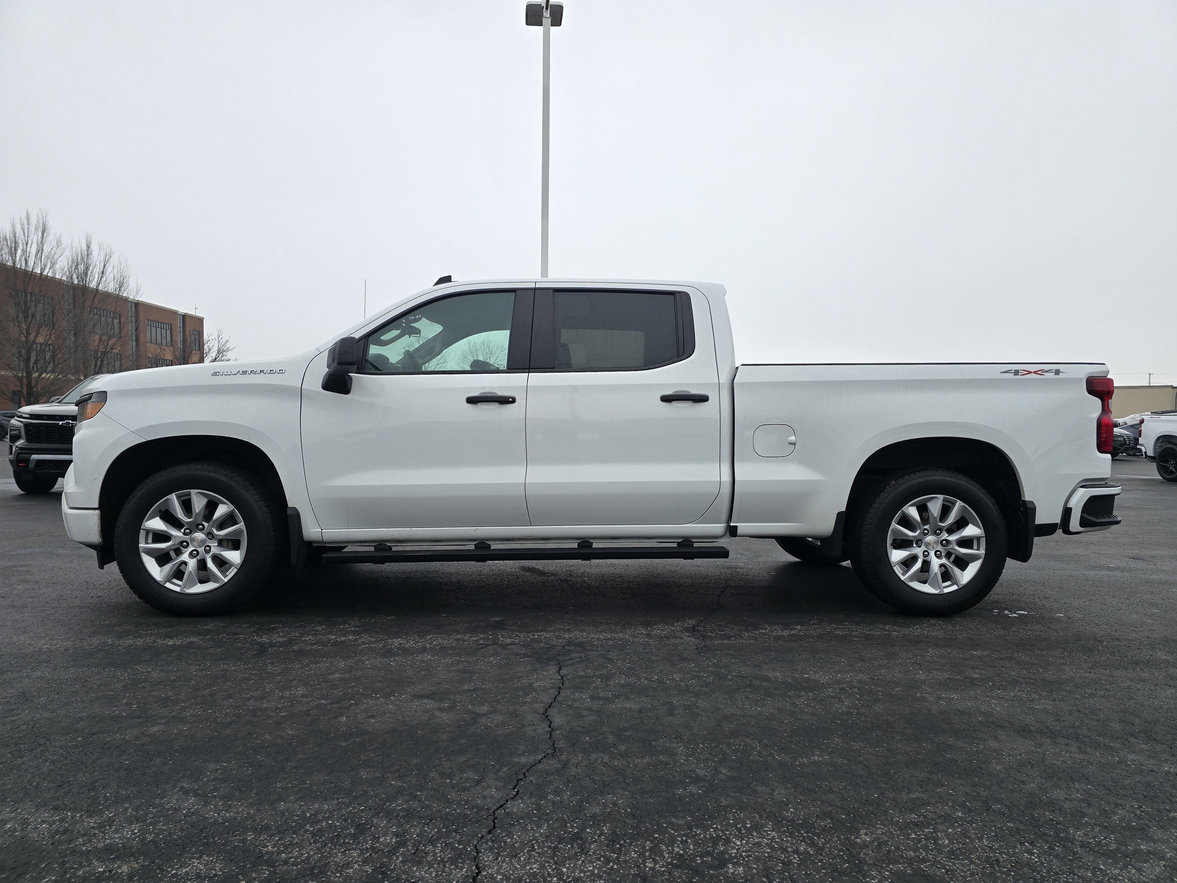 2023 Chevrolet Silverado 1500 Custom