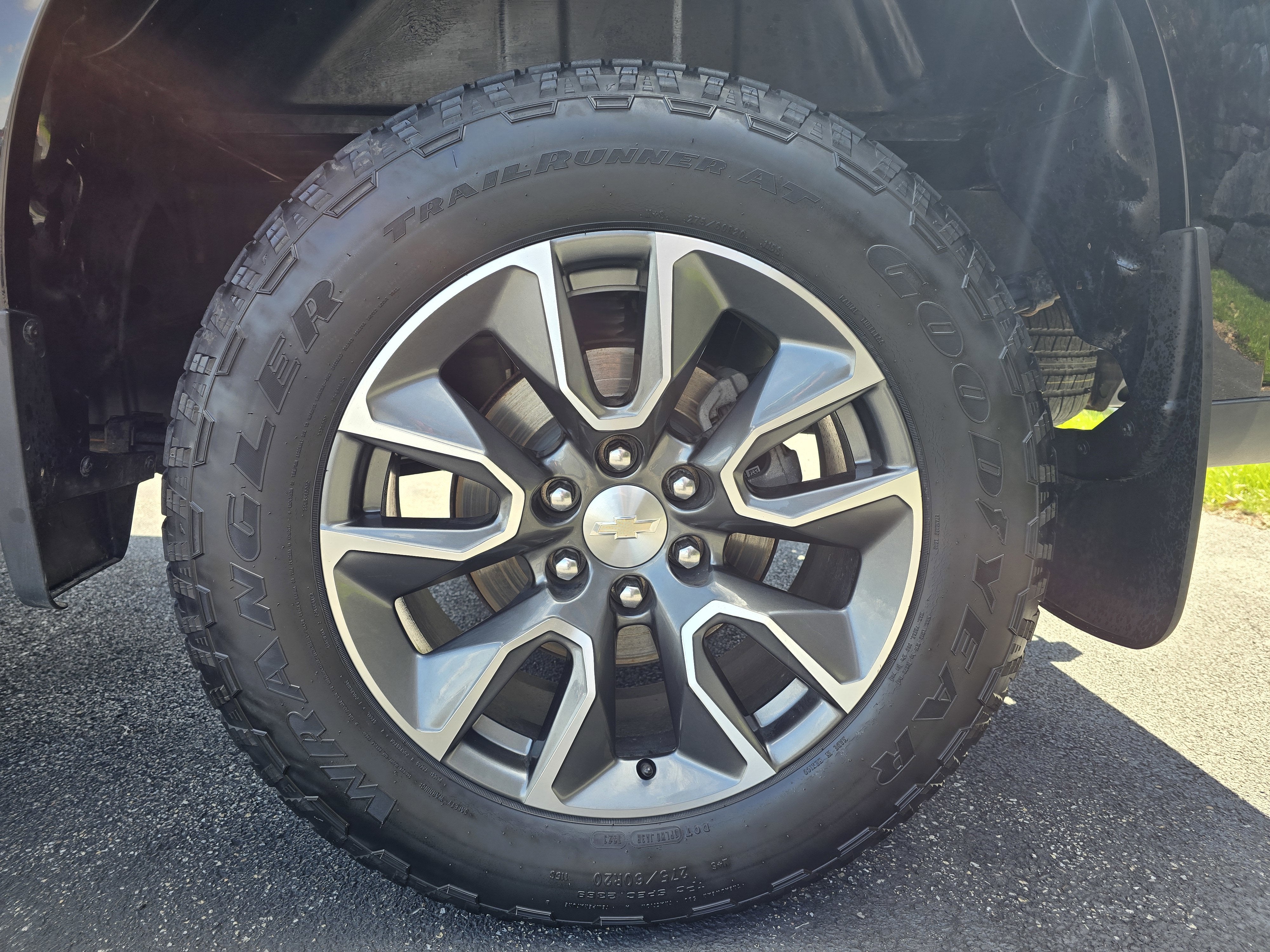 2023 Chevrolet Silverado 1500 LT (2FL)