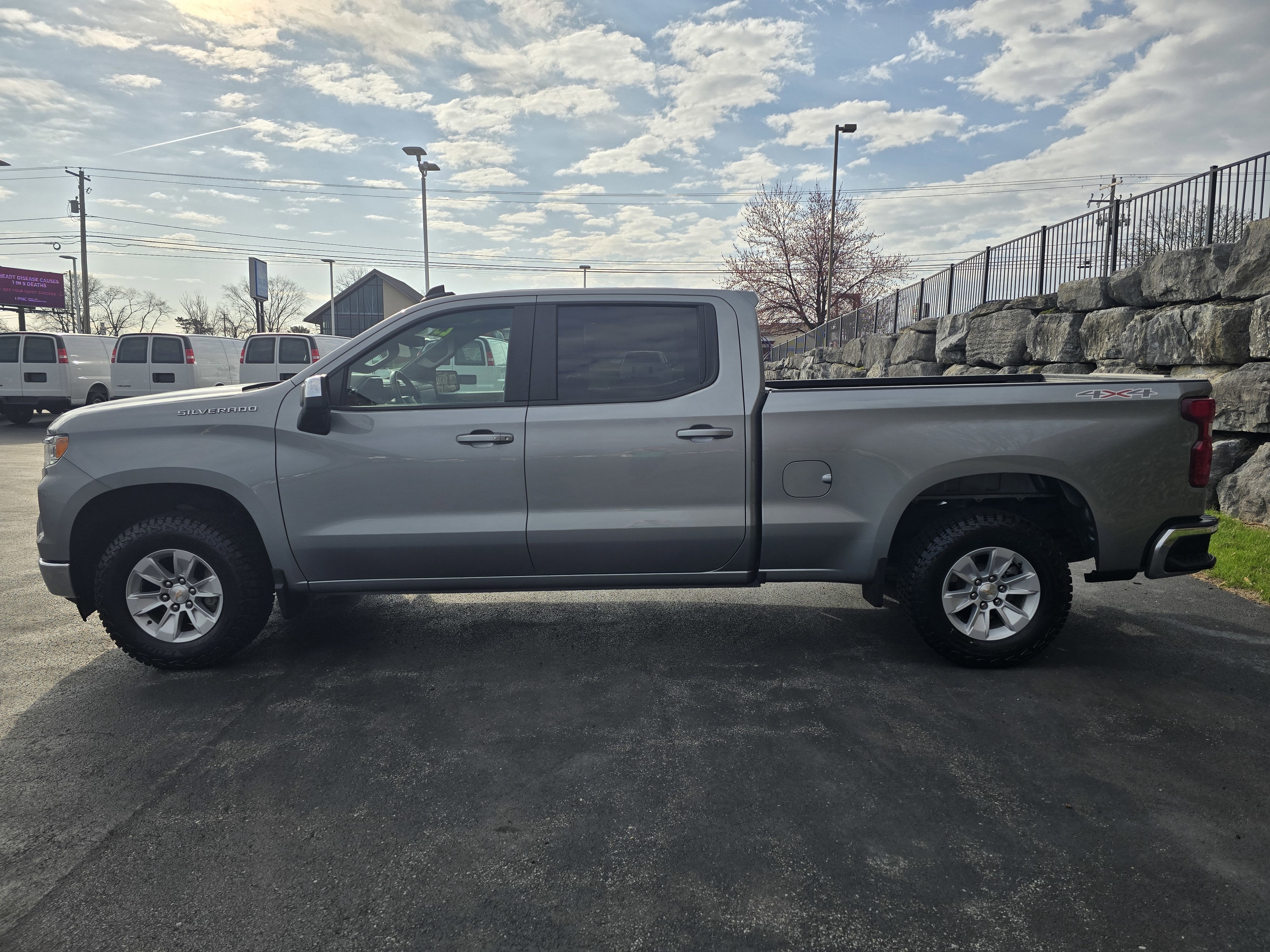 2025 Chevrolet Silverado 1500 LT