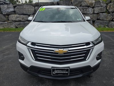 2023 Chevrolet Traverse LT Cloth