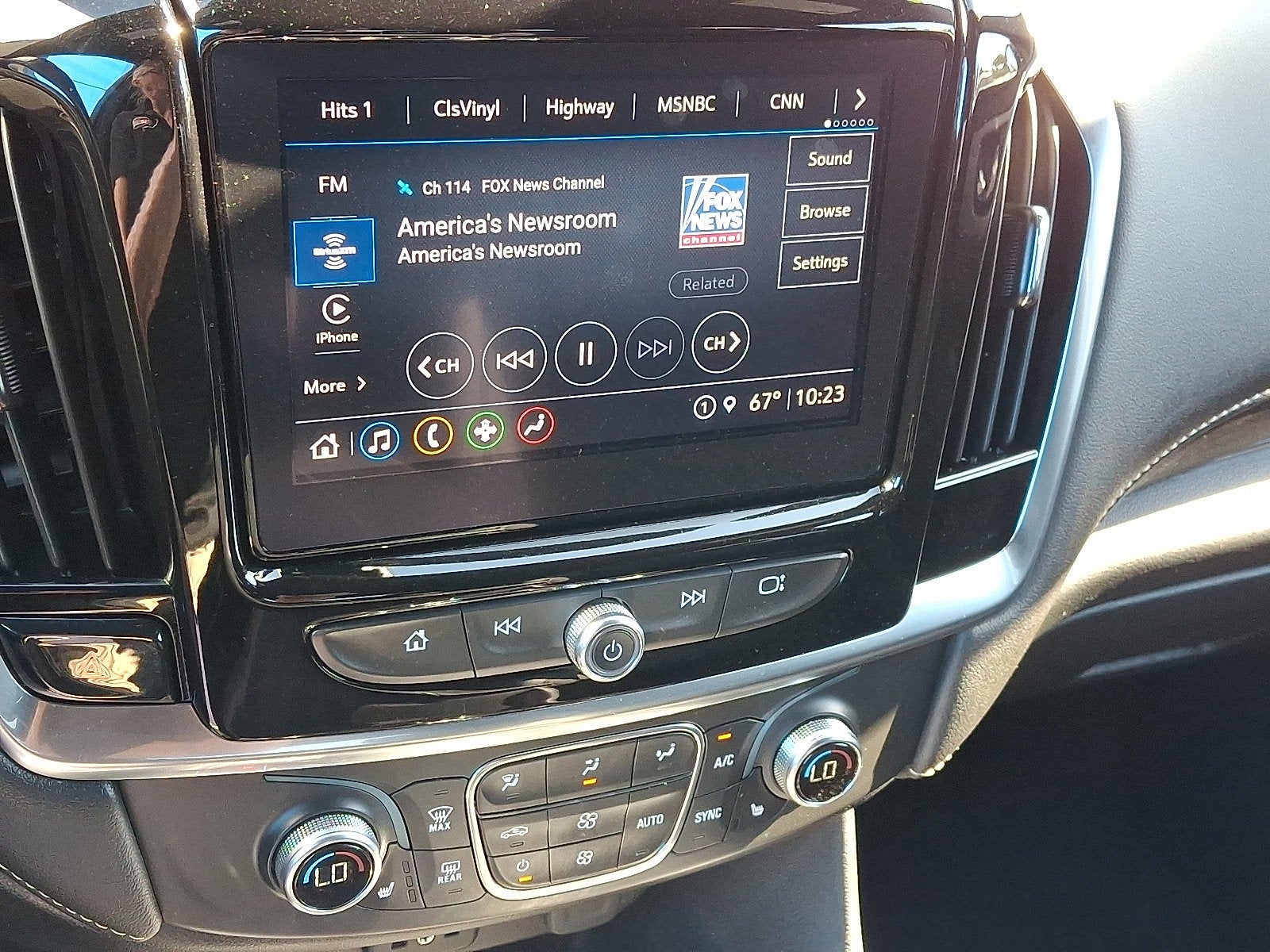 2022 Chevrolet Traverse LT Leather