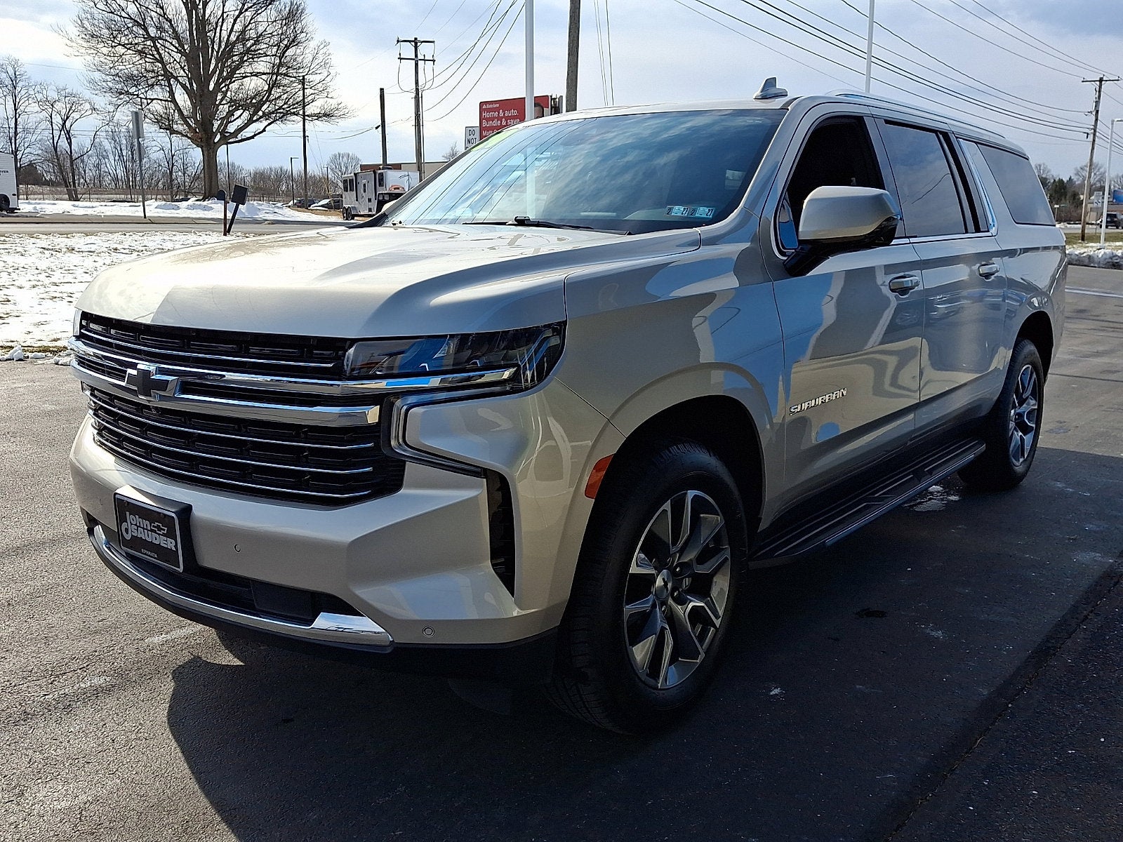 2024 Chevrolet Suburban LT