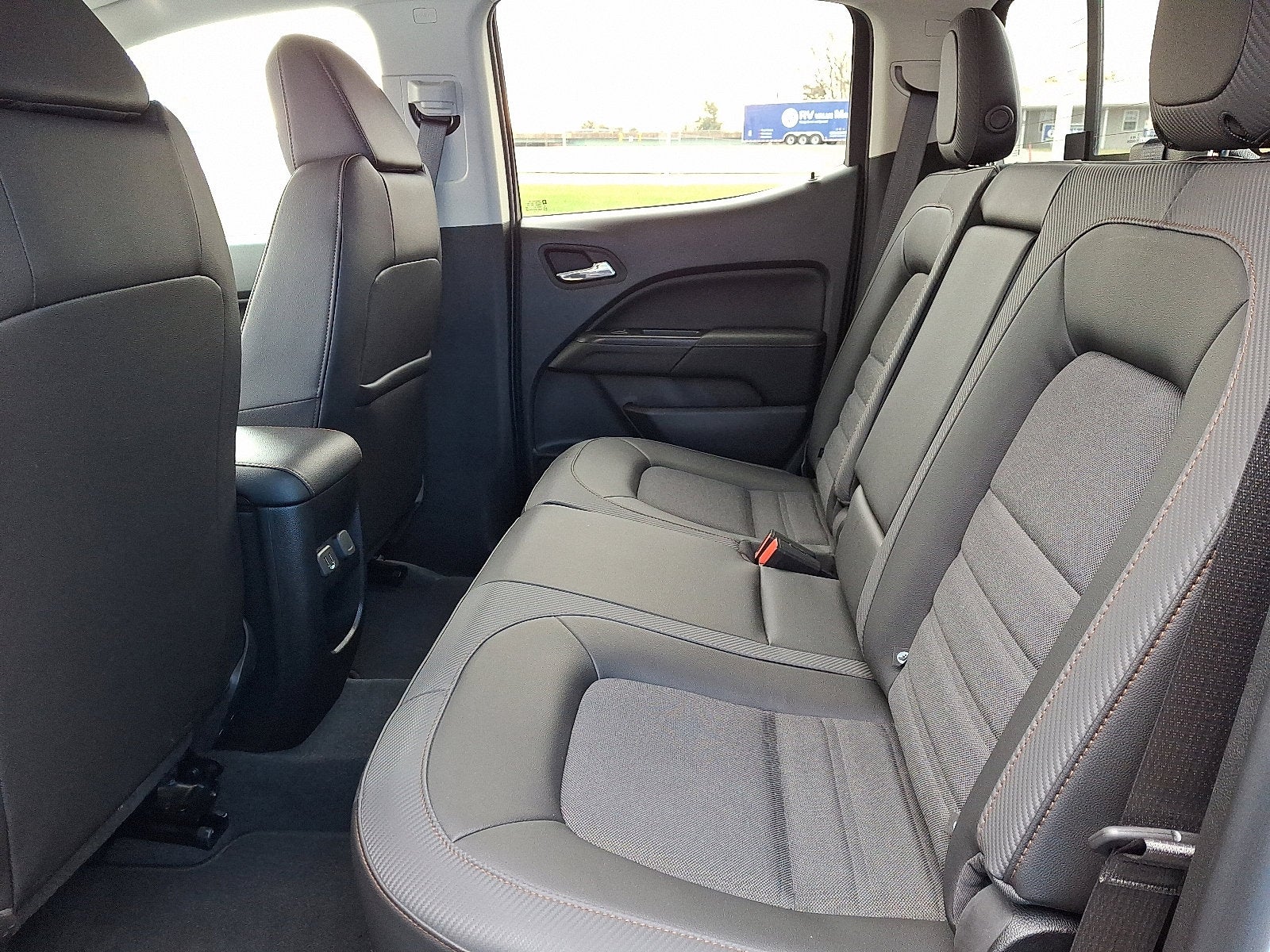 2022 GMC Canyon AT4 - Cloth