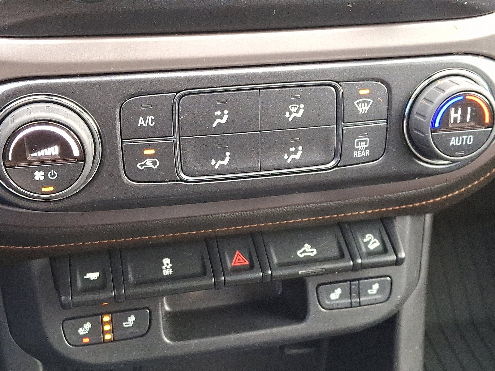 2022 GMC Canyon AT4 - Cloth