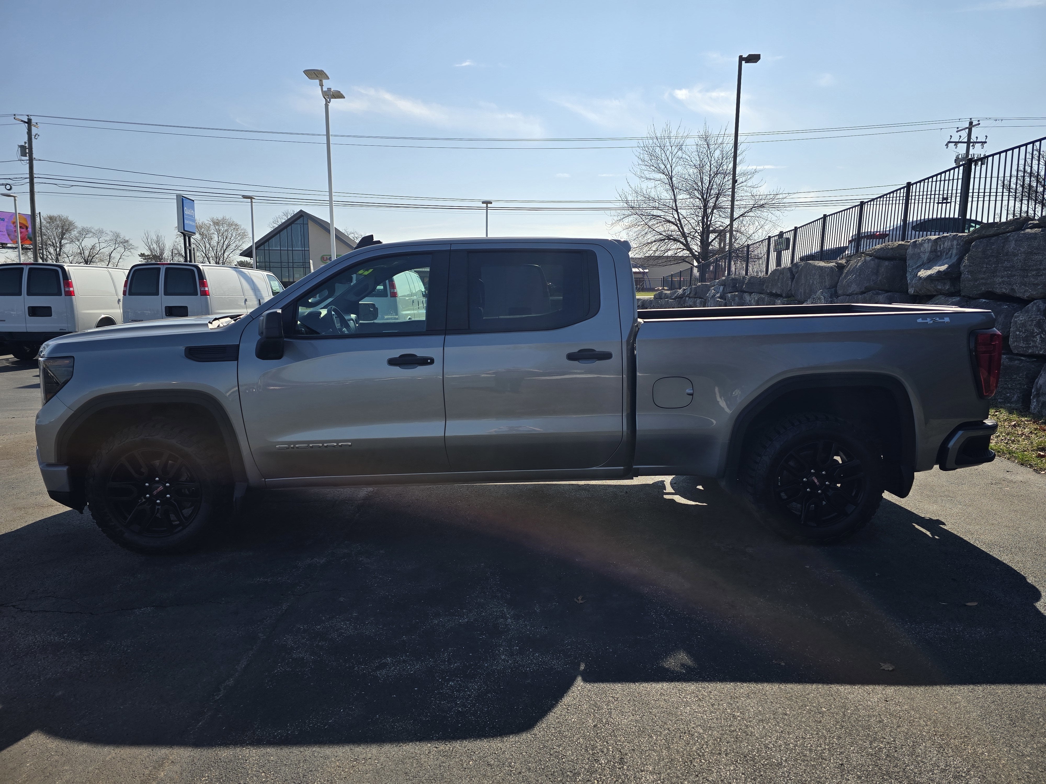 2023 GMC Sierra 1500 Pro