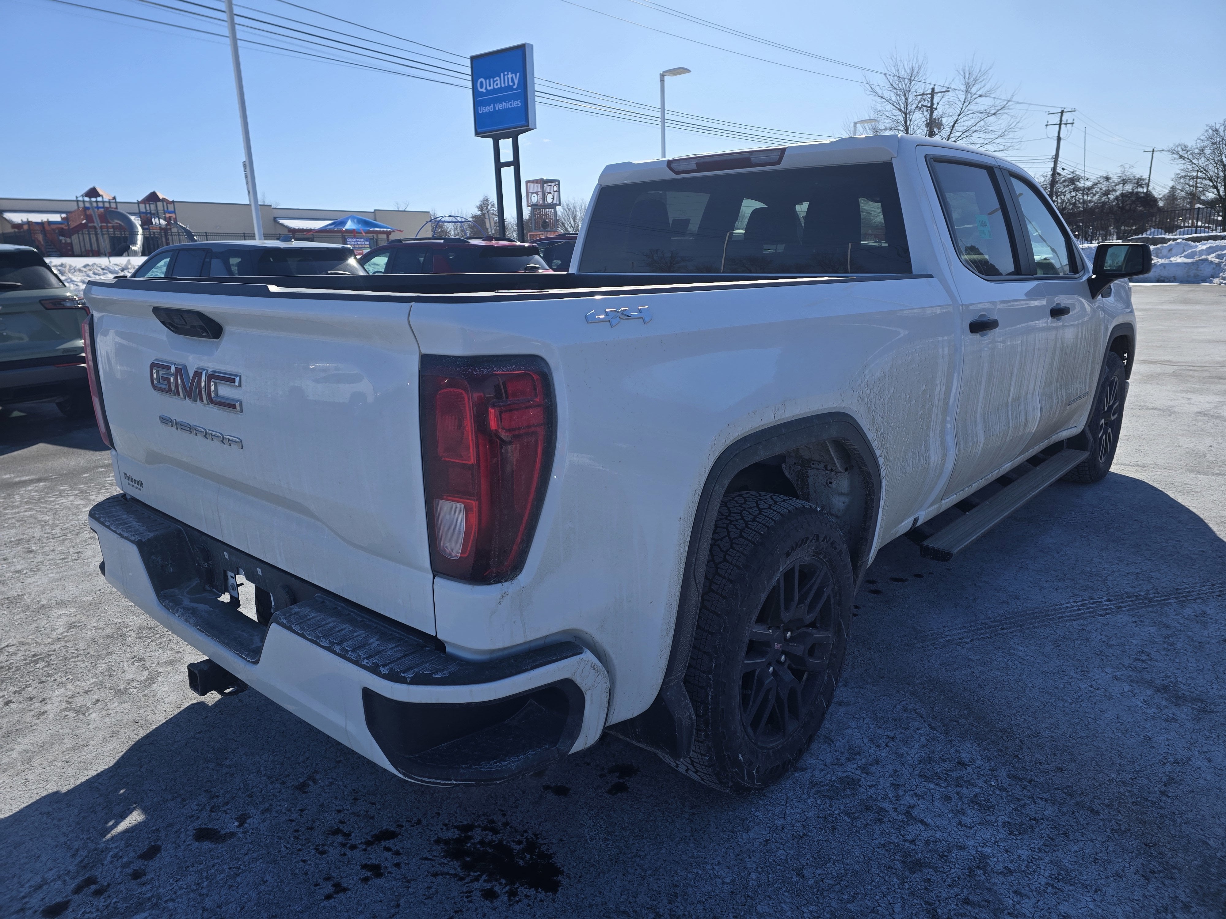2023 GMC Sierra 1500 Pro
