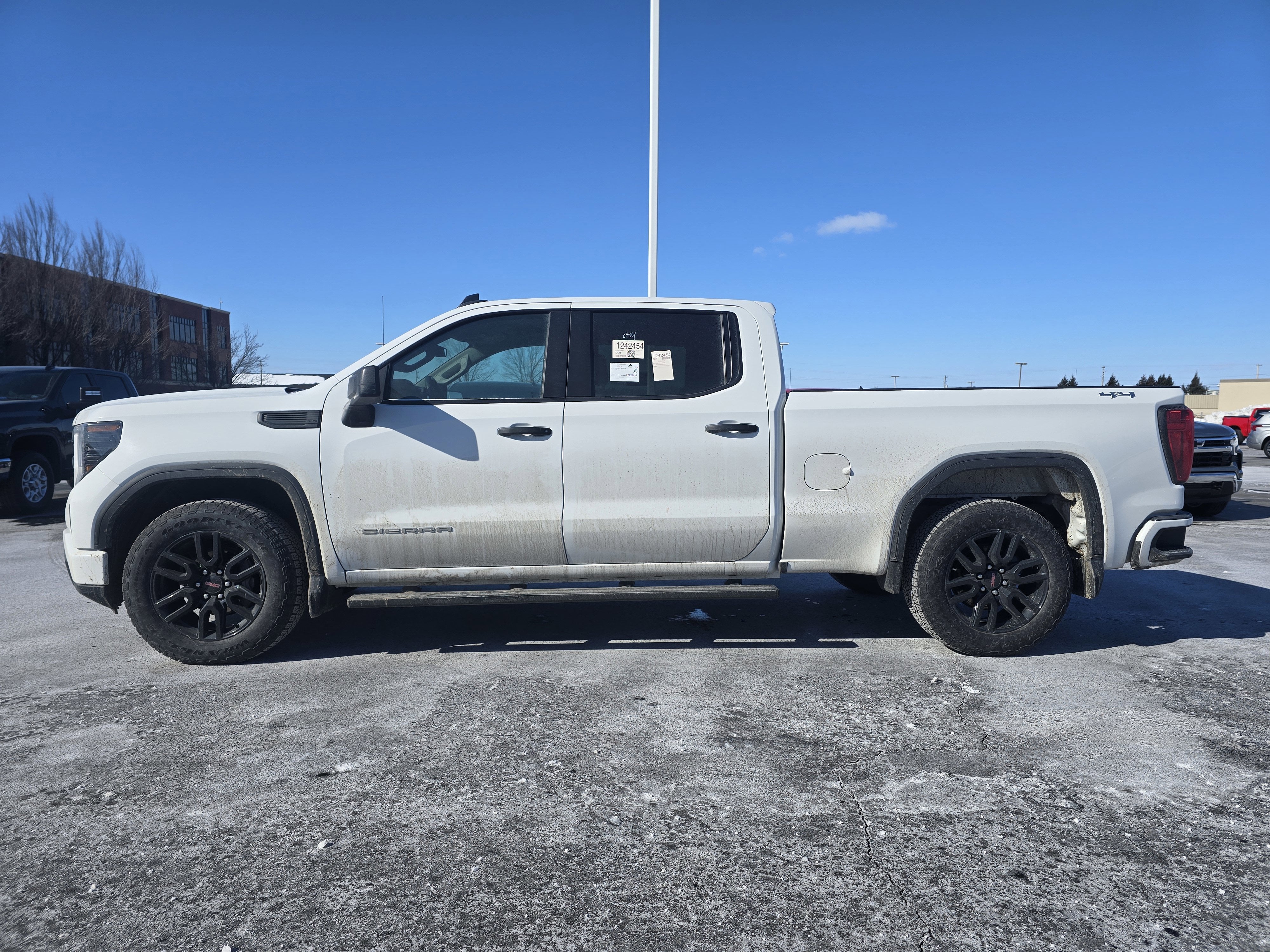 2023 GMC Sierra 1500 Pro