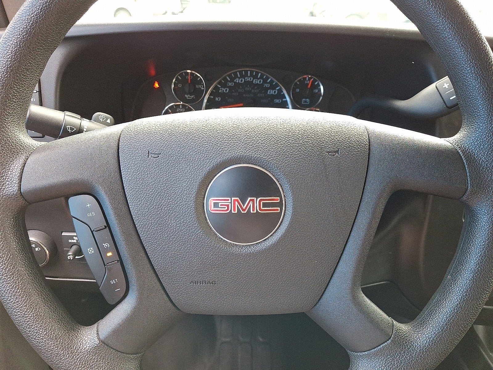 2023 GMC Savana Cargo 2500 Work Van