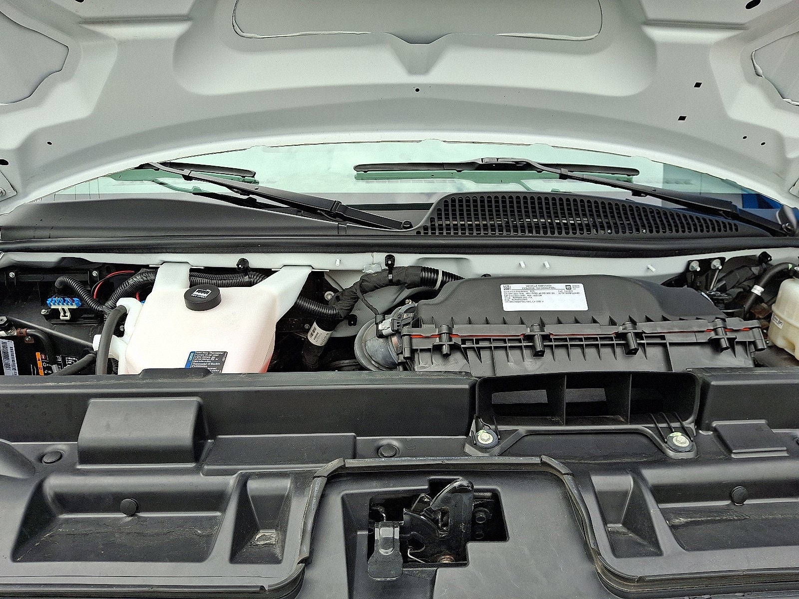 2023 GMC Savana Cargo 2500 Work Van