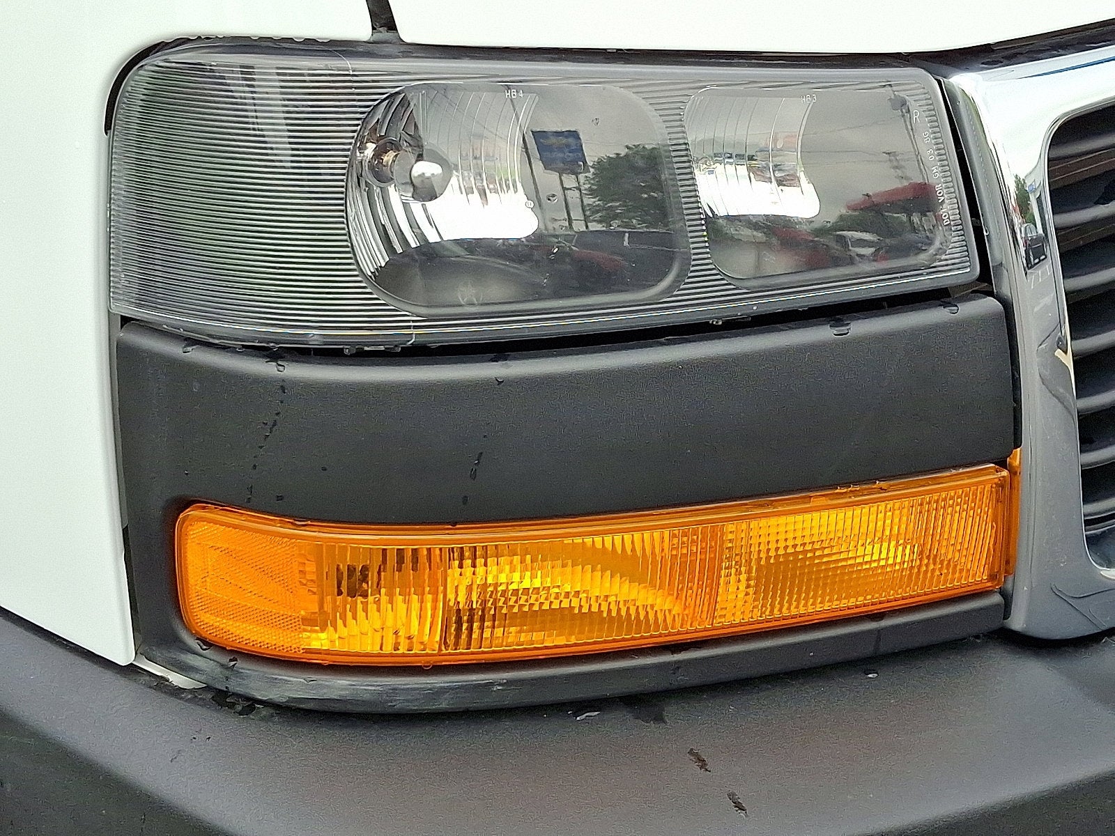 2023 GMC Savana Cargo 2500 Work Van