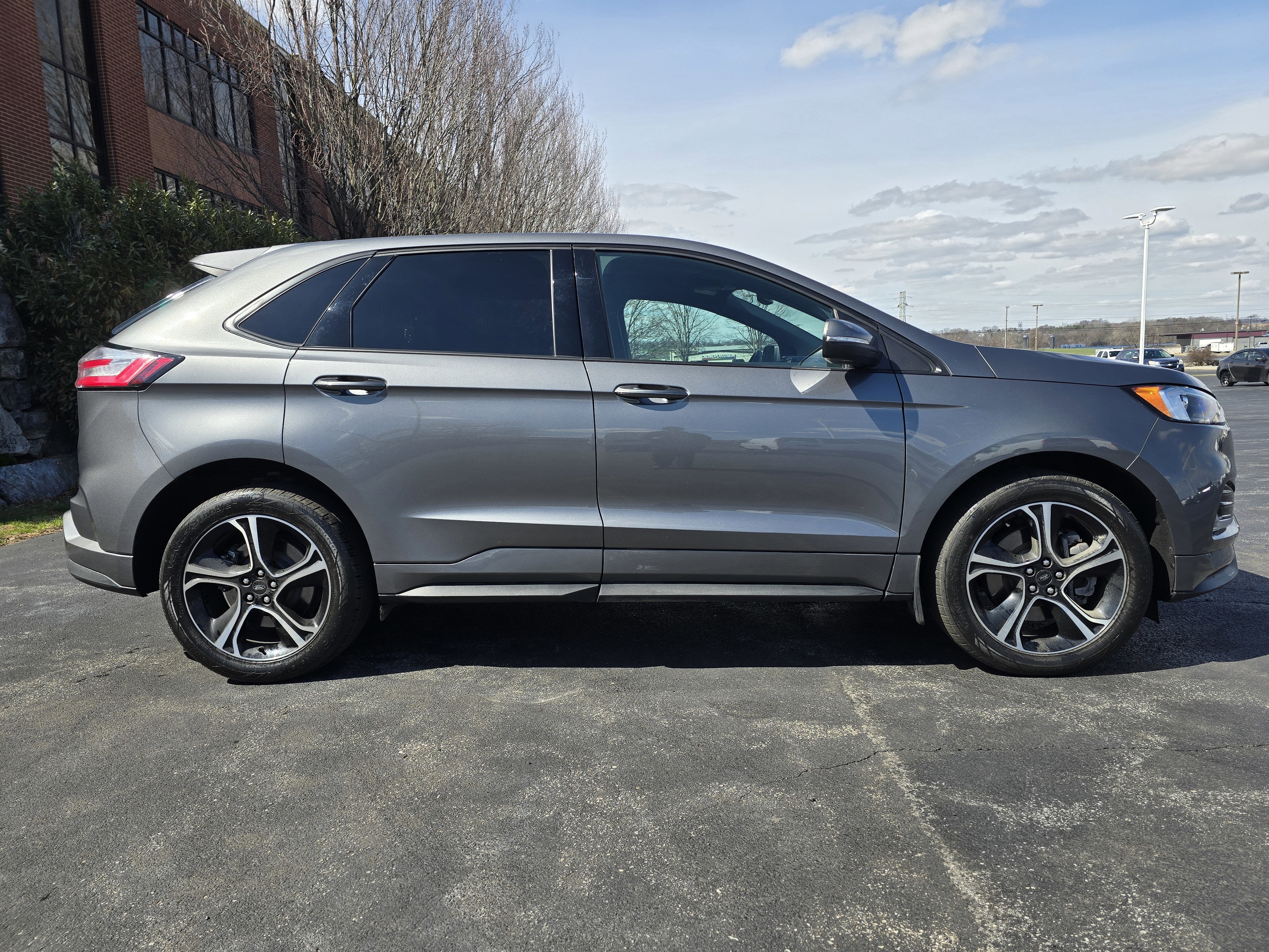 2023 Ford Edge ST