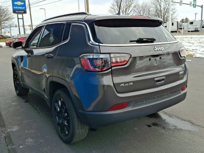 2022 Jeep Compass Latitude Lux