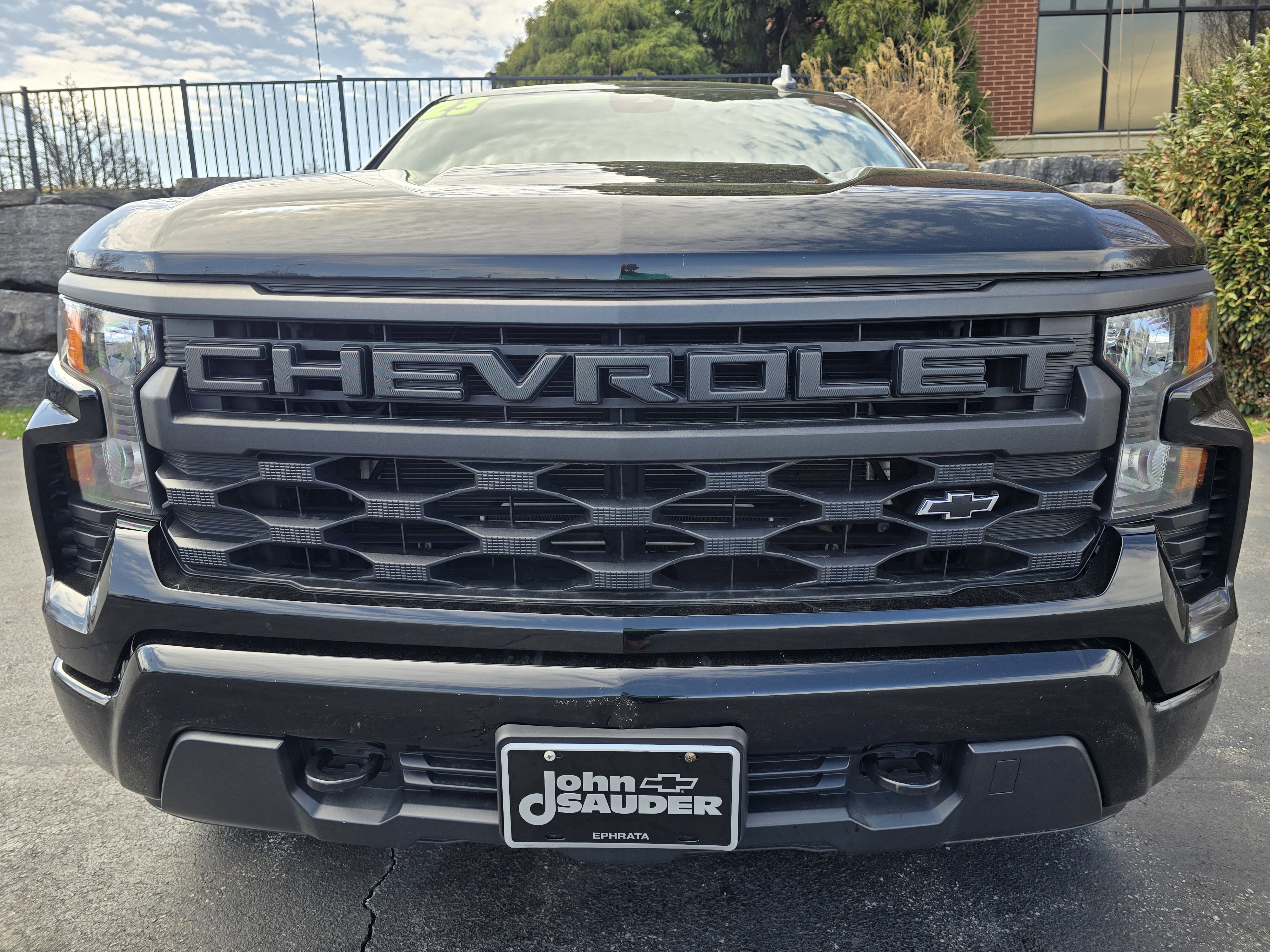 2023 Chevrolet Silverado 1500 Custom