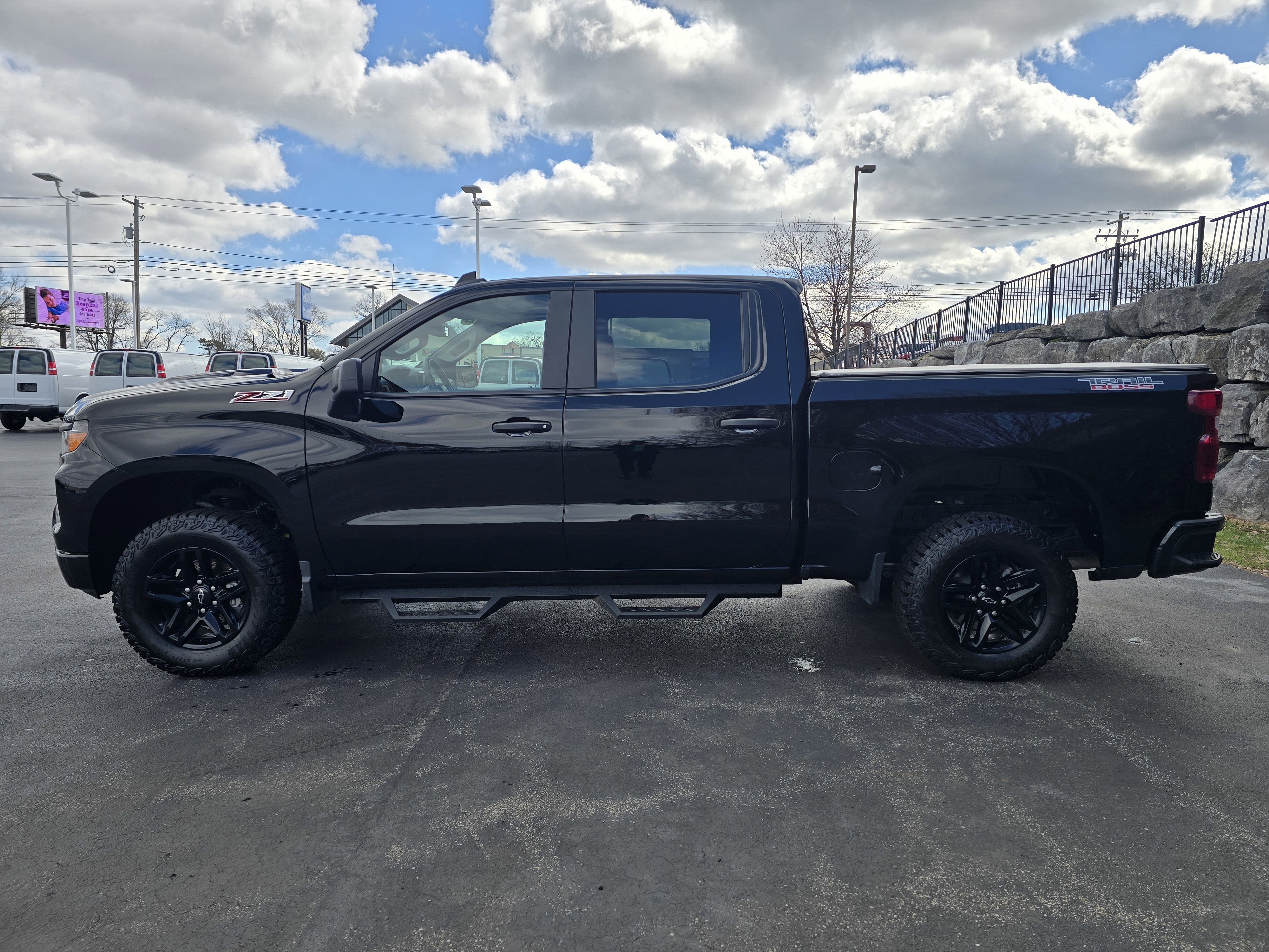 2025 Chevrolet Silverado 1500 Custom Trail Boss