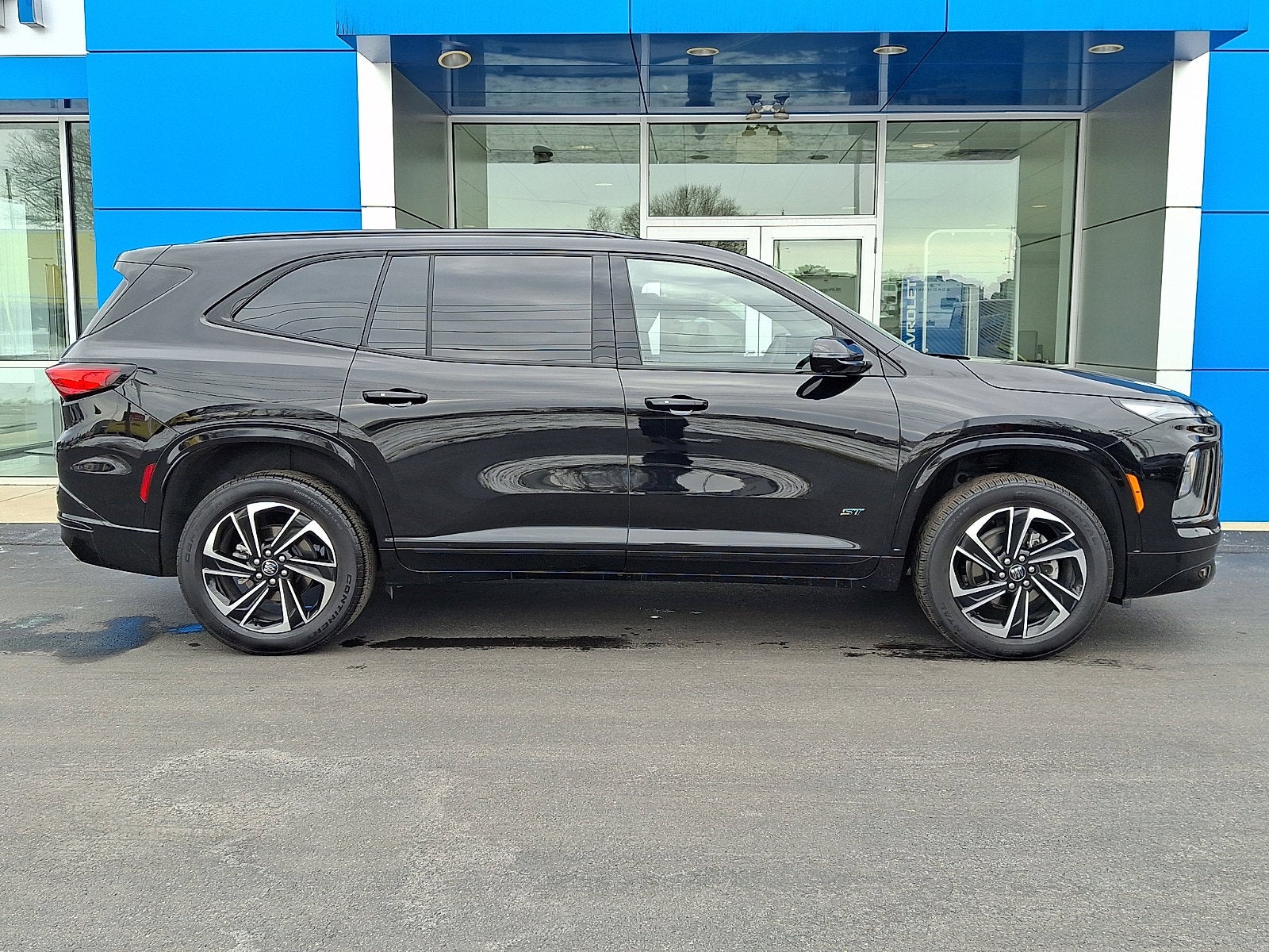 2025 Buick Enclave Sport Touring
