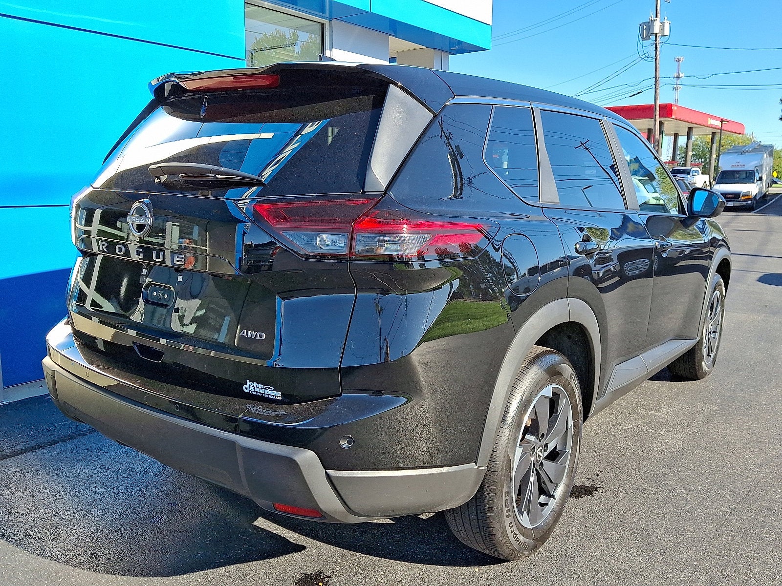 2025 Nissan Rogue SV