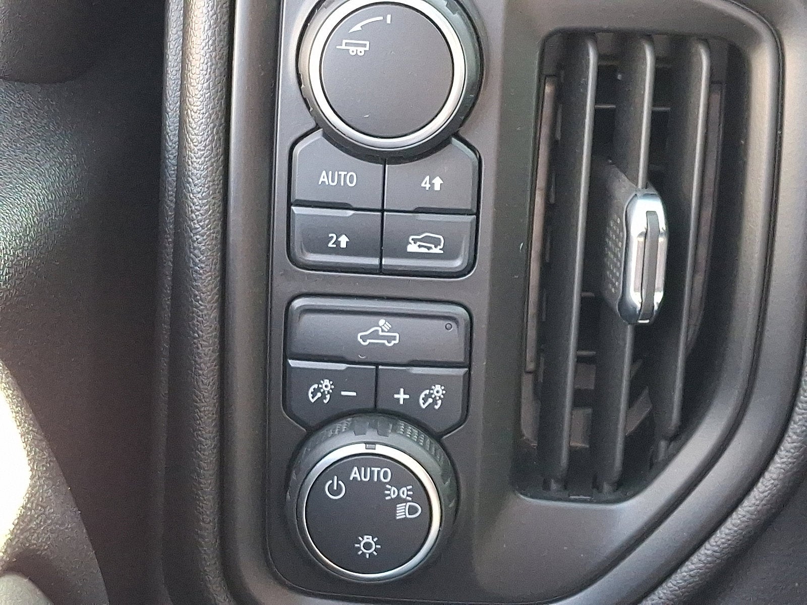 2023 Chevrolet Silverado 1500 WT