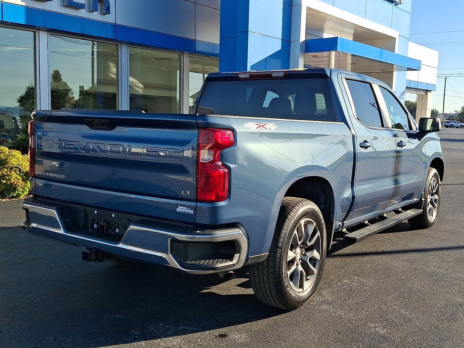 2024 Chevrolet Silverado 1500 LT (2FL)