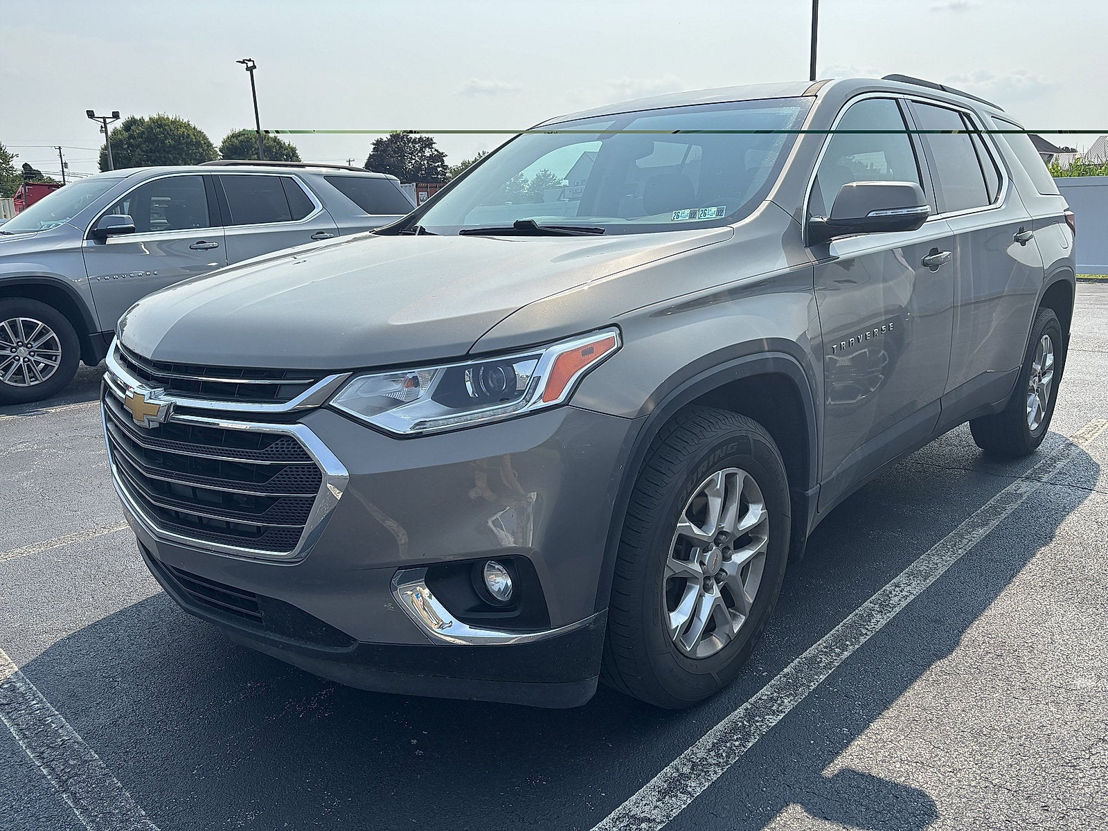 1GNEVGKW4KJ155057