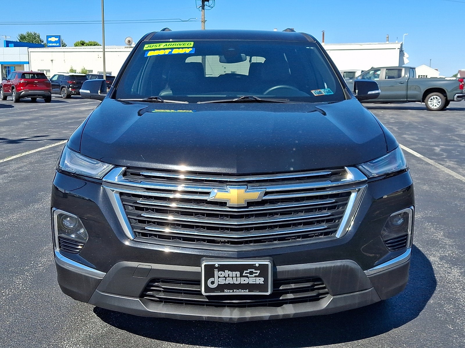 2023 Chevrolet Traverse LT Leather