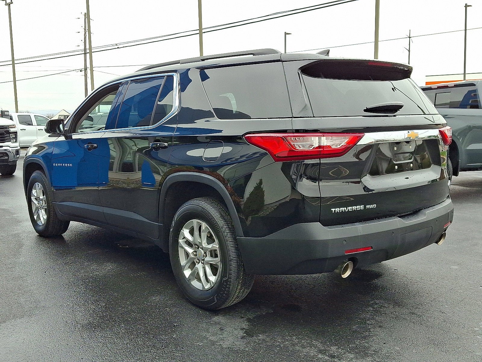 2021 Chevrolet Traverse LT Leather