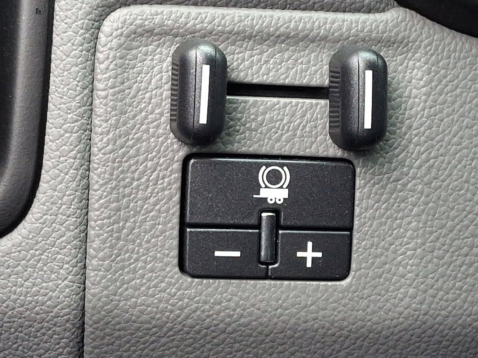 2021 GMC Canyon Elevation Standard