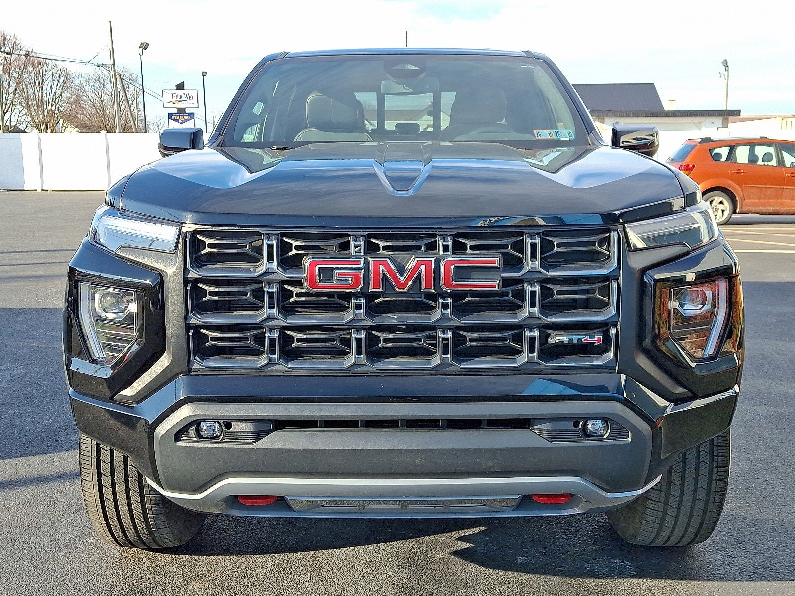 2023 GMC Canyon AT4