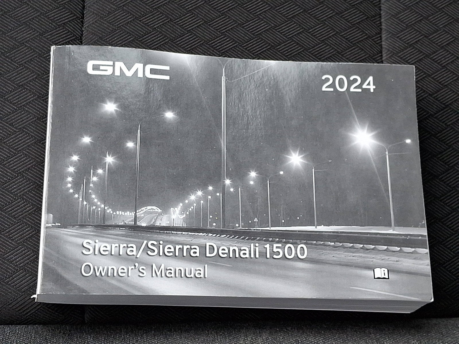 2024 GMC Sierra 1500 Pro