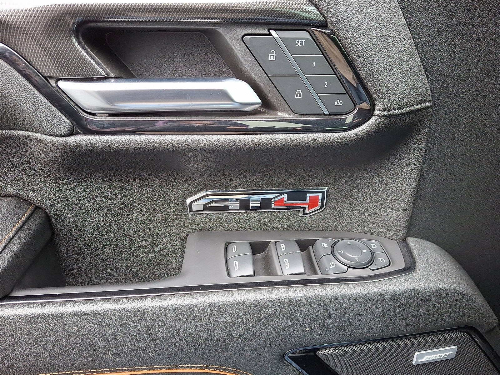 2023 GMC Sierra 1500 AT4