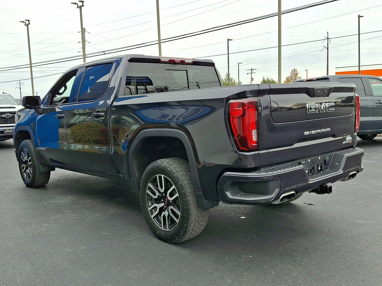 2023 GMC Sierra 1500 AT4