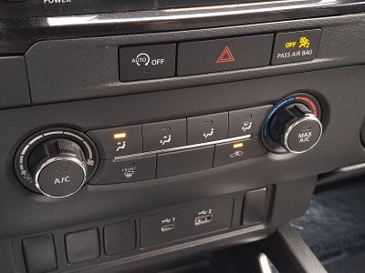 2024 Nissan Frontier SV