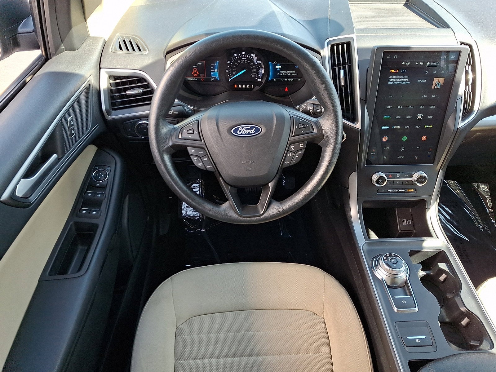 2021 Ford Edge SE