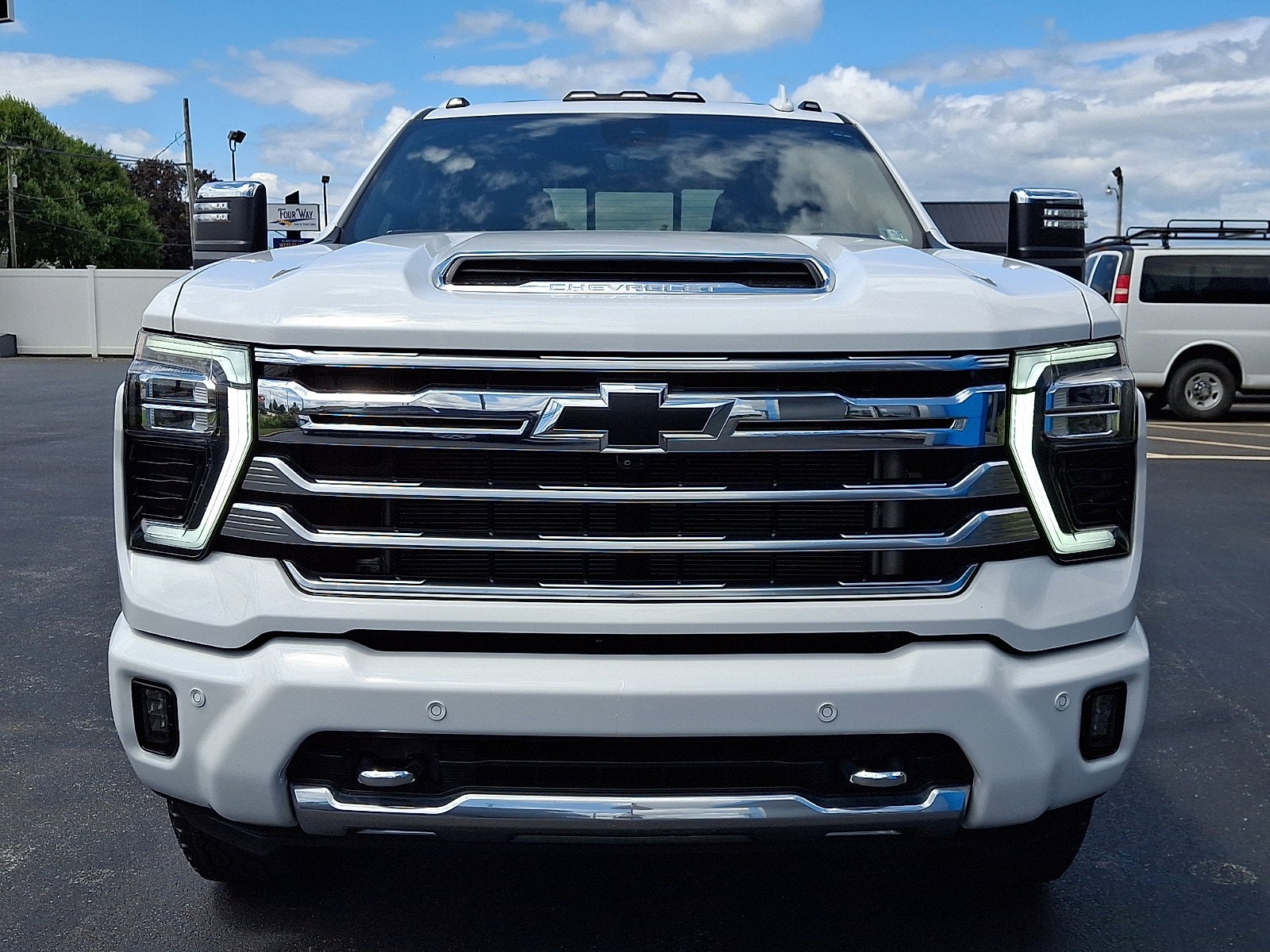 2024 Chevrolet Silverado 3500 HD High Country