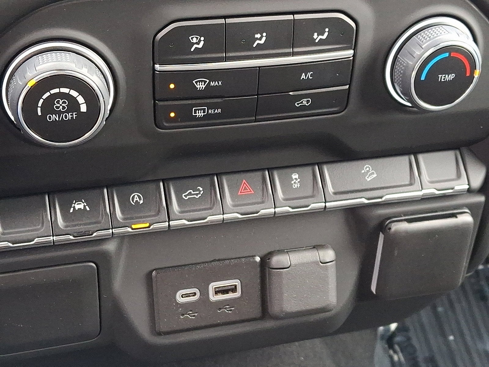 2023 Chevrolet Silverado 1500 Custom Trail Boss