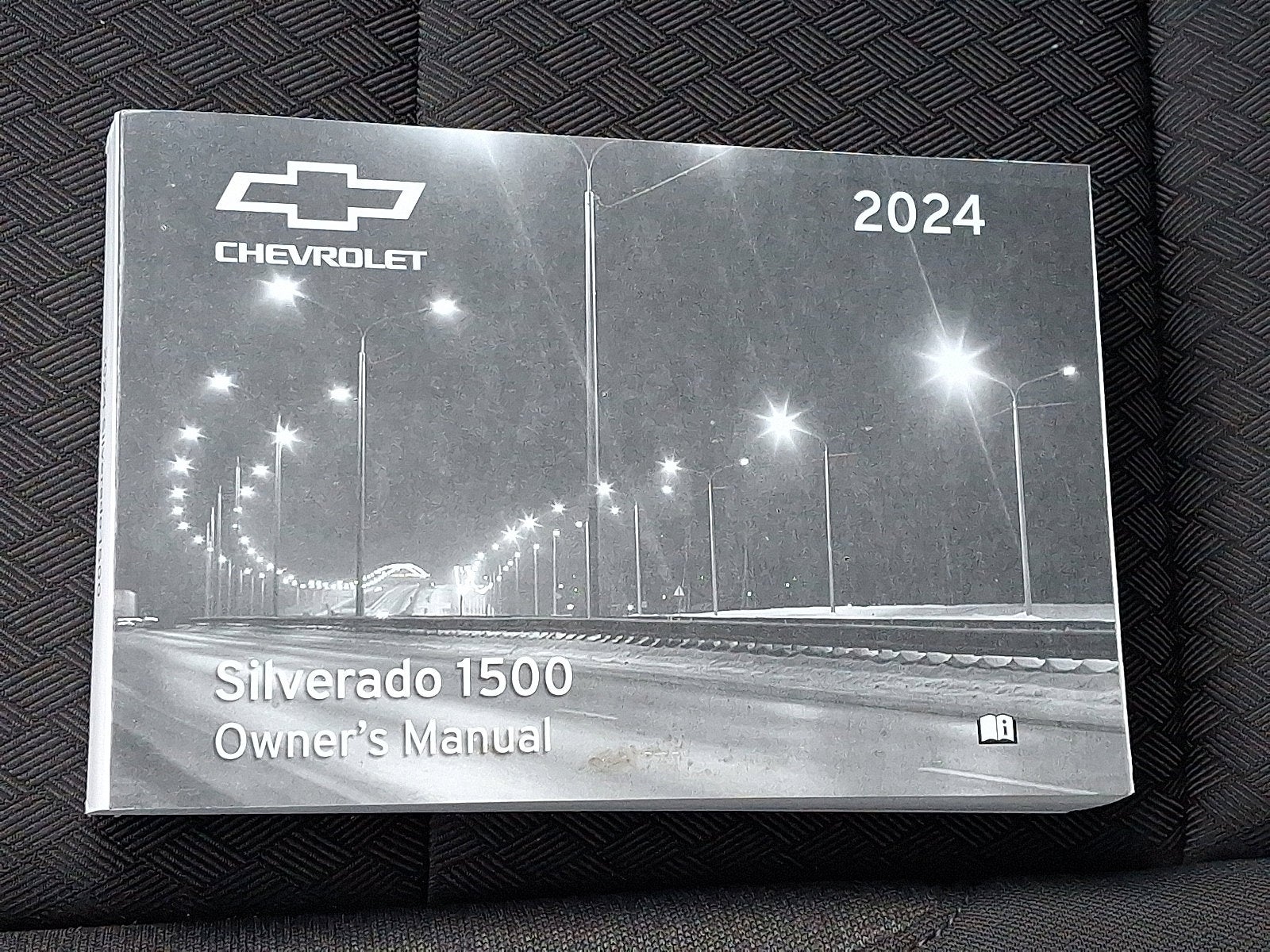 2024 Chevrolet Silverado 1500 Custom Trail Boss