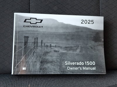 2025 Chevrolet Silverado 1500 Custom Trail Boss