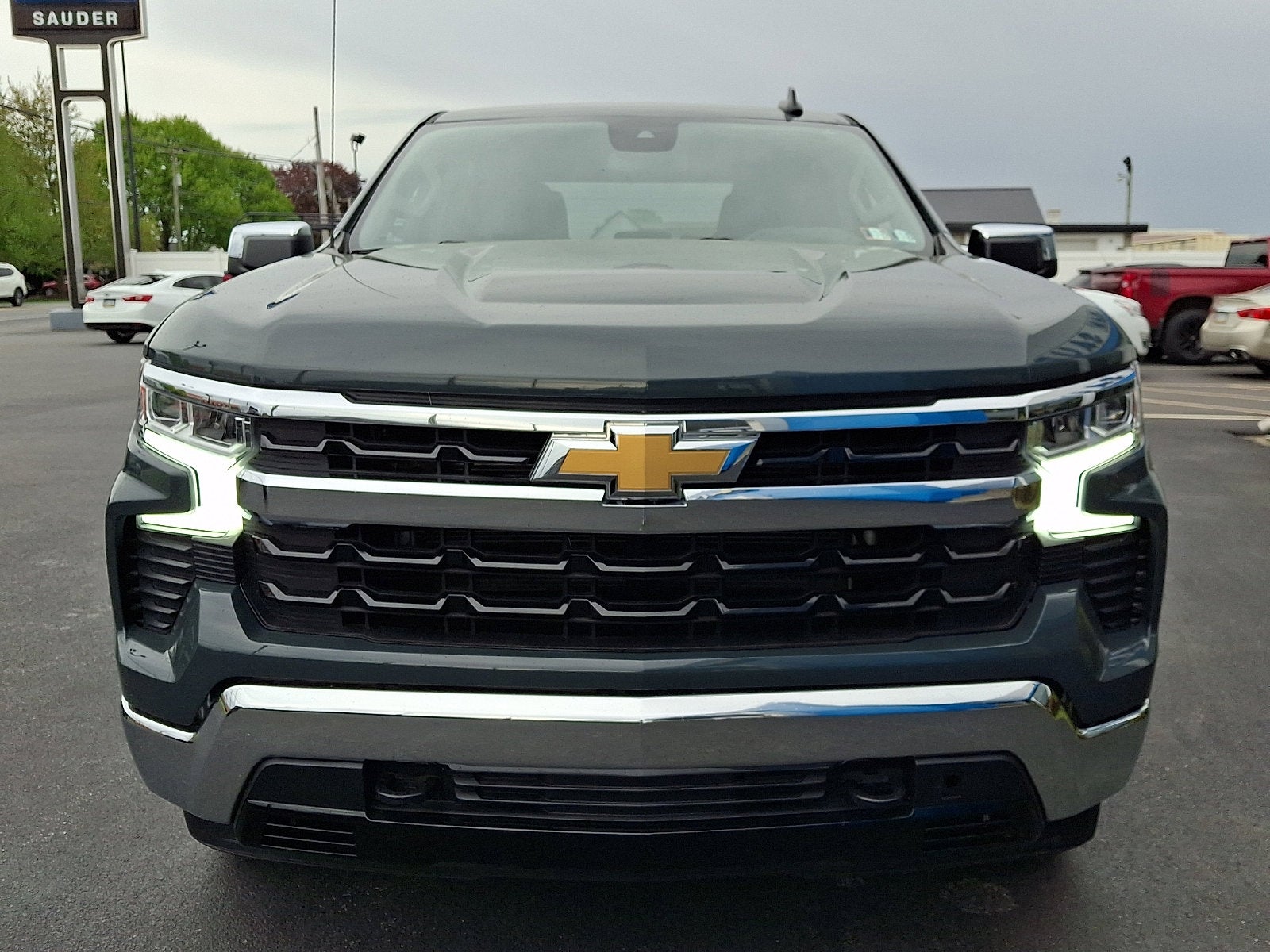 2025 Chevrolet Silverado 1500 LT