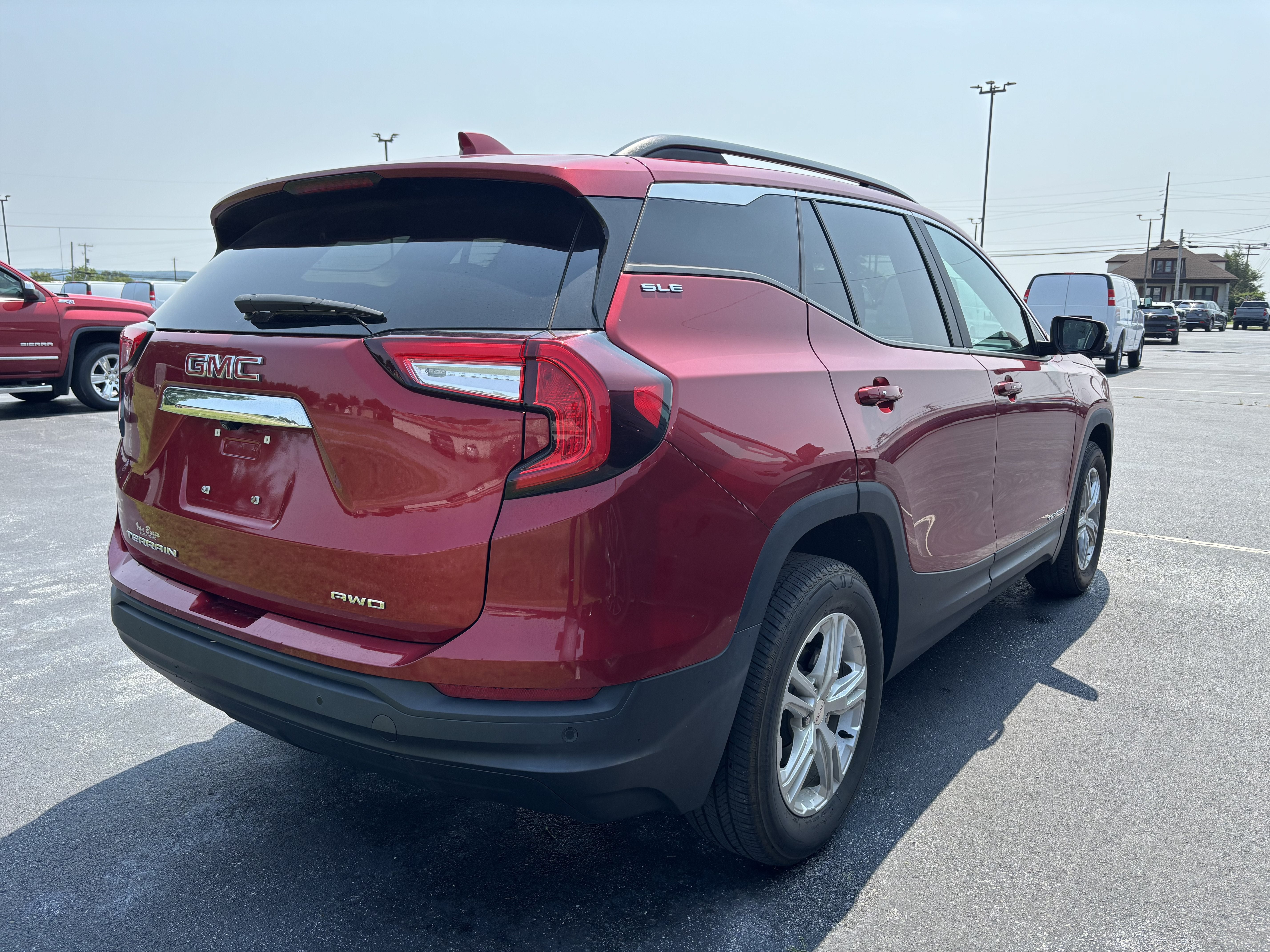 2023 GMC Terrain SLE