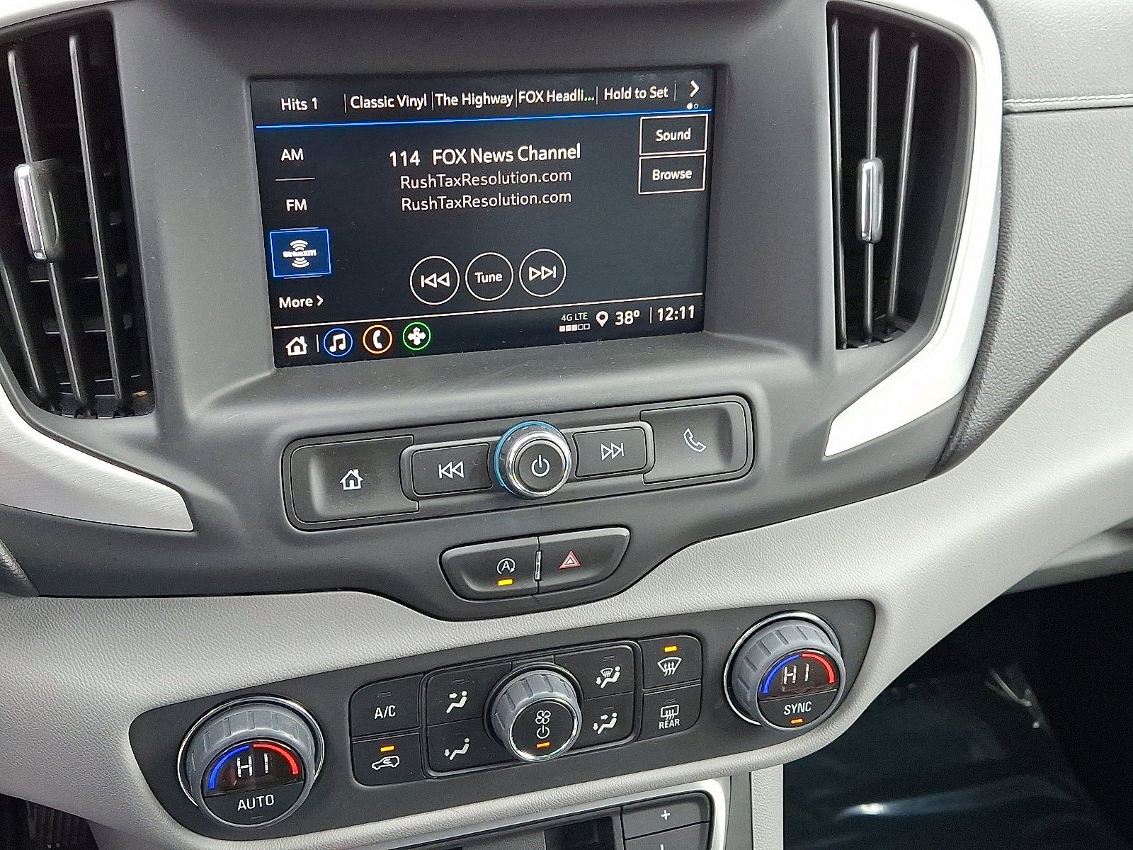 2023 GMC Terrain SLE