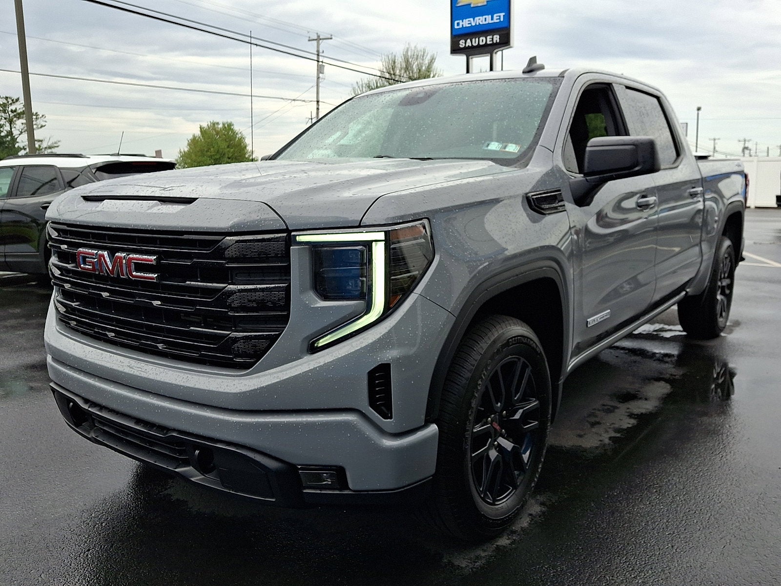 2024 GMC Sierra 1500 Elevation