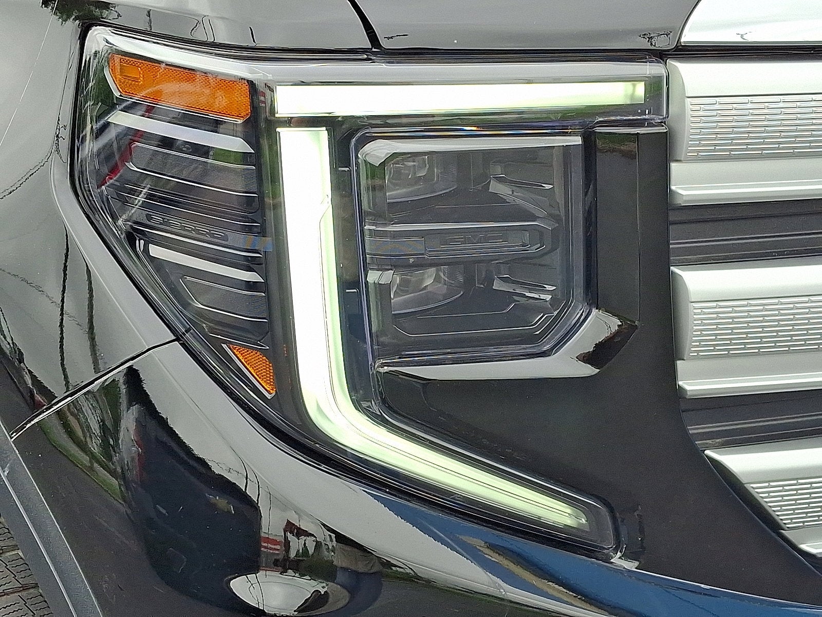 2024 GMC Sierra 1500 SLE