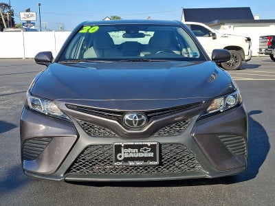 2020 Toyota Camry SE